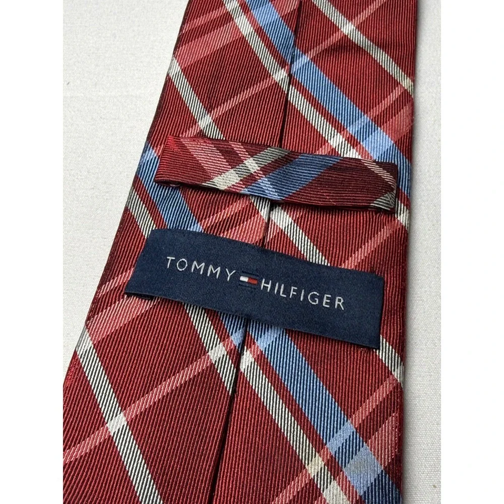 Tommy Hilfiger Red Blue Plaid Silk Necktie Men Business Casual Office Formal‎